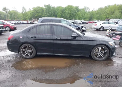 2018 Mercedes-Benz C 300 4Matic из США, поврежденный, VIN 55SWF4KB9JU245542